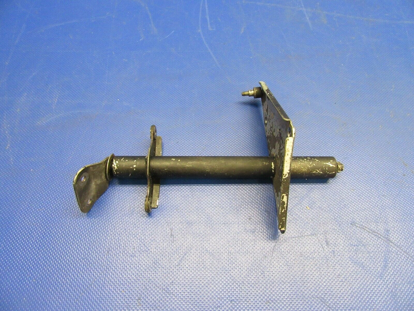 Brantly B2B Helicopter Rudder Pedal Hinge RH (0921-528)