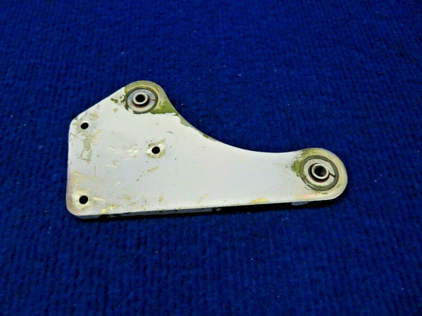 1956 Cessna 310 Crank Assembly Pylon Elevator P/N 0832000-33 (0422-514)