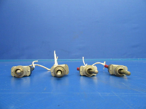 Cessna 310 / T310Q Switches Lot of 4 P/N MS35058-28 MS35058-22 (0519-488)