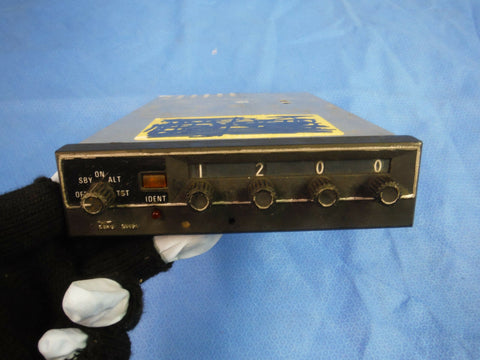 King KT-76A Transponder 14VDC 066-1062-00 8130 Included  (1015-138)