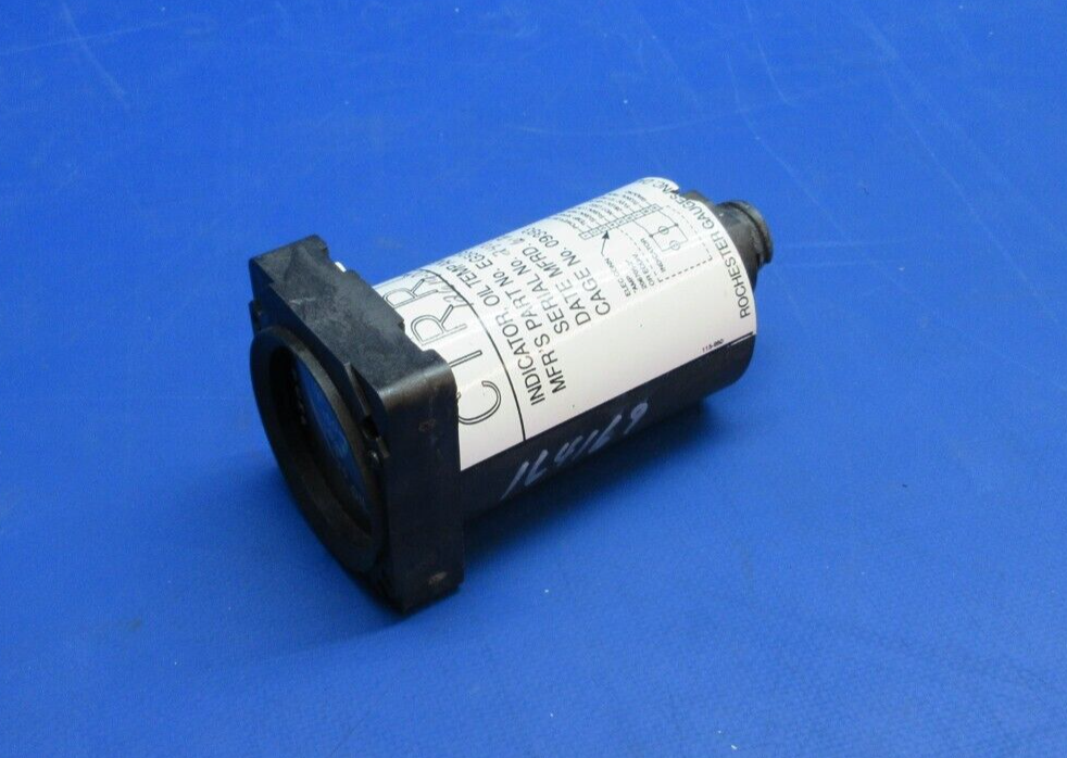 Cirrus SR-22 Rochester Oil Temp & Pressure Ind P/N 12619-001 WARRANTY (0923-929)