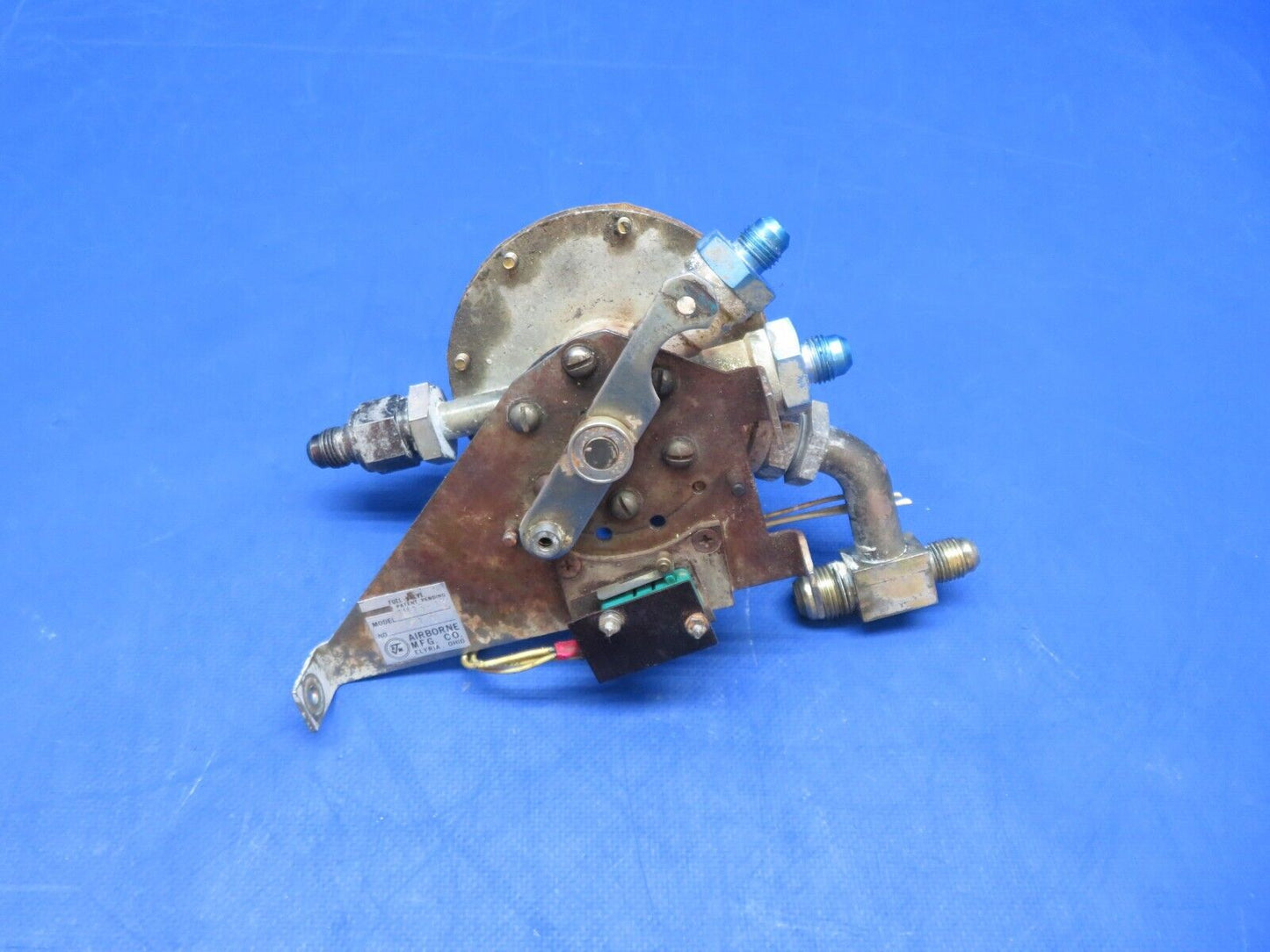 Cessna 310 / 310Q Airborne Fuel Valve P/N 1H13-13 (0923-334)
