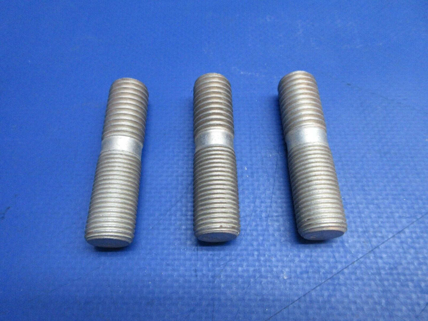McCauley Threaded Propeller Stud NOS LOT OF 3 P/N B2990-40, B-2990-40 (0523-399)