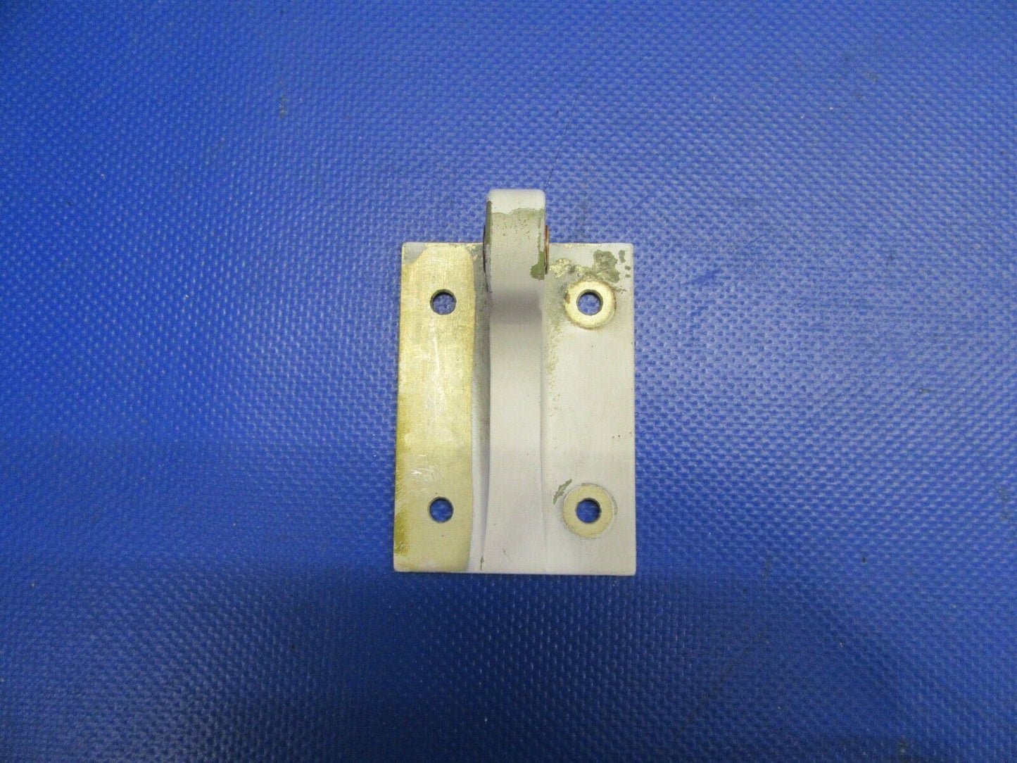 Mooney M20 / M20G Hinge LH / RH P/N 210107-001 (0921-352)