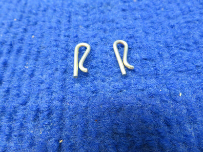 Cessna Clip P/N 0851036-1 LOT OF 2 NOS (0622-332)