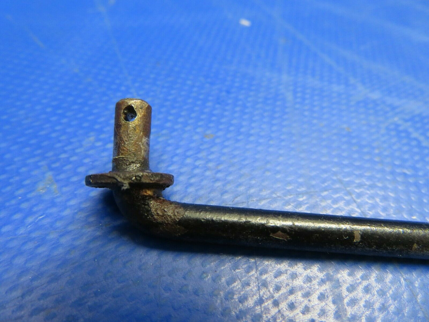 Piper PA-32RT-300 Lance II Rod Fuel Selector Control 65407-07 (0520-567)