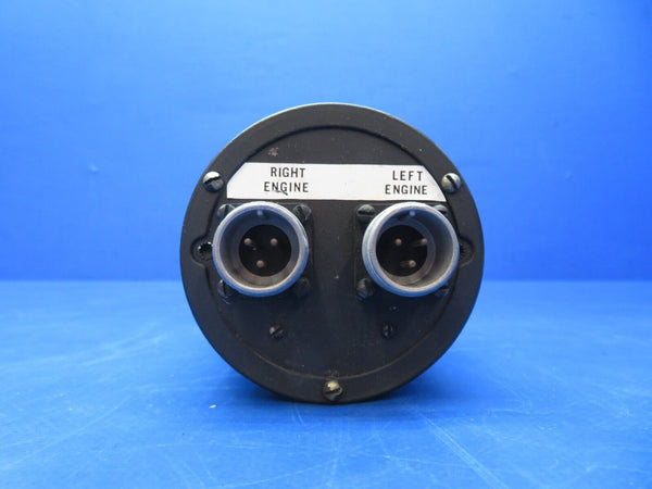 Cessna 310Q Dual Tachometer P/N C668017-0102 (0623-570)