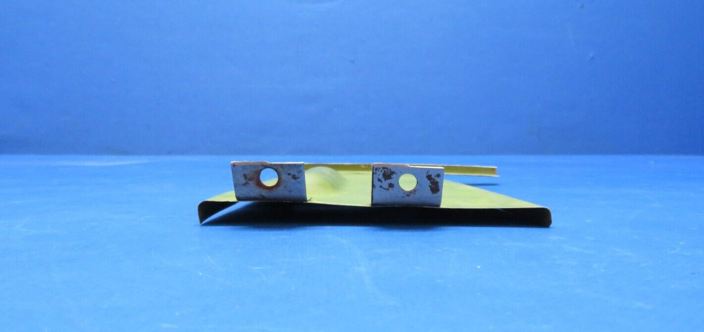 Cessna 401 Shield Assy RH INBD Exhaust Manifold P/N 0851088-4 (0523-213)