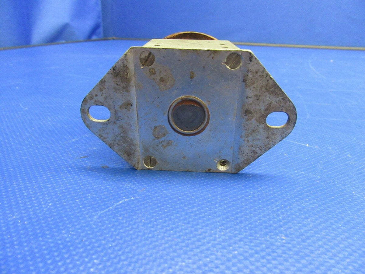 Allen Bradley Motor Starter Relay 24V P/N X89309 (0821-617)