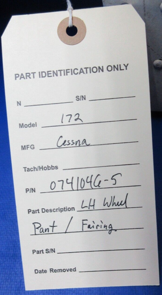 Cessna 172 LH Wheel Pant / Fairing P/N 0741046-5 (1023-989)