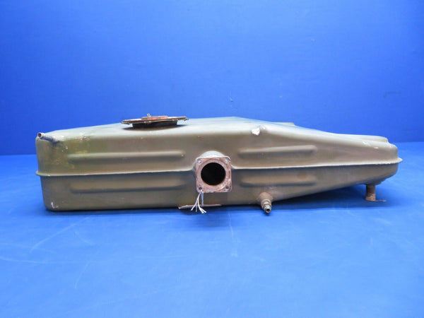 Early Cessna 172 RH Fuel Tank P/N 0592300-5 (0823-474)