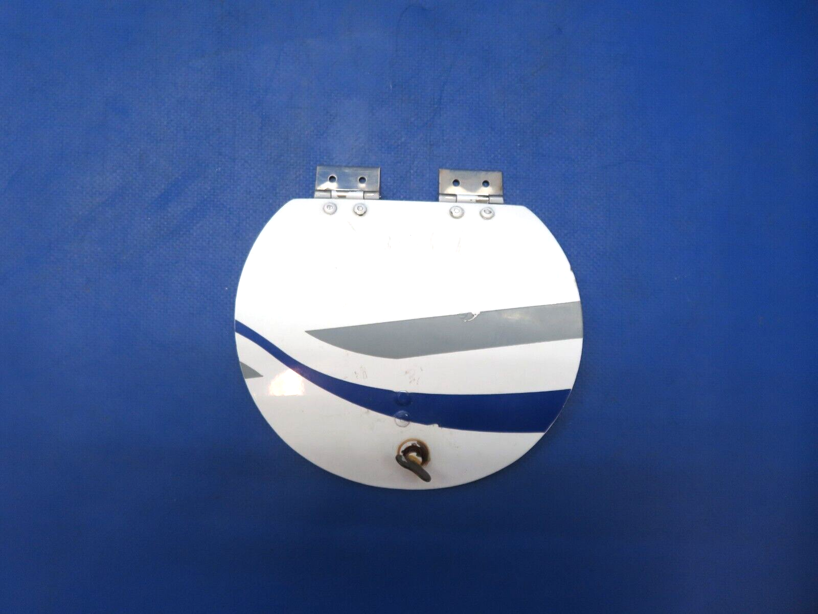 Diamond DA-42 Left Hand Fuel Tank Cap P/N  D60-5741-29-00 (0623-384)