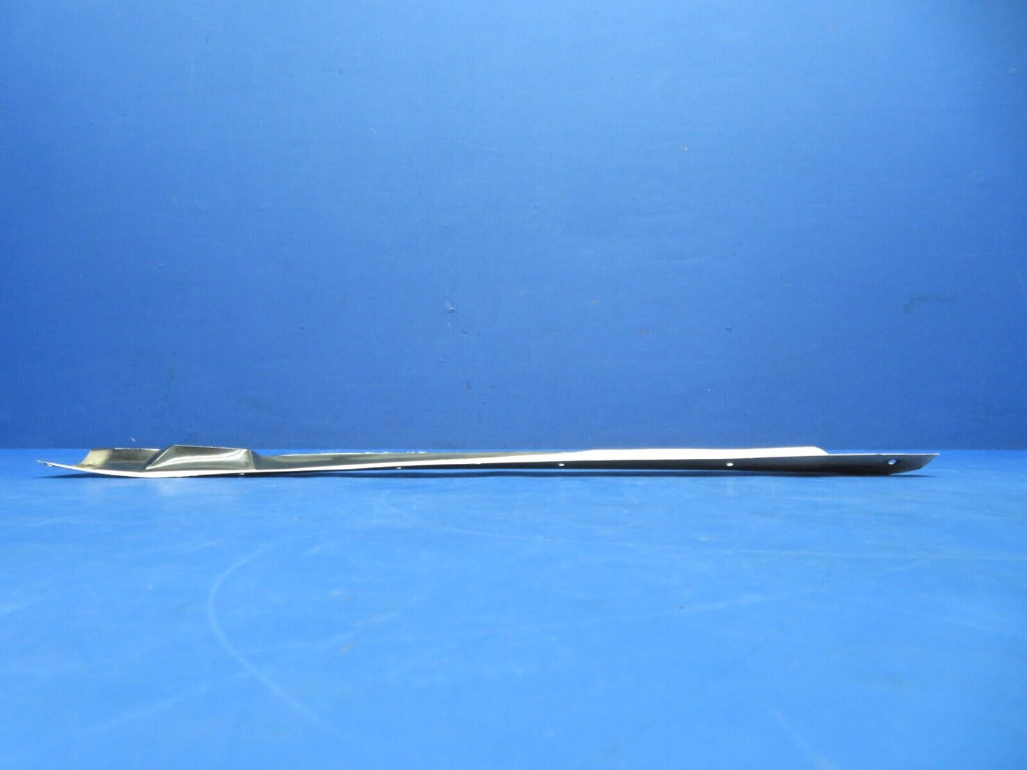 Cessna 310 / 310I RH Fuel Tank Front & Upper Fairings P/N 0823413-4 (1023-167)