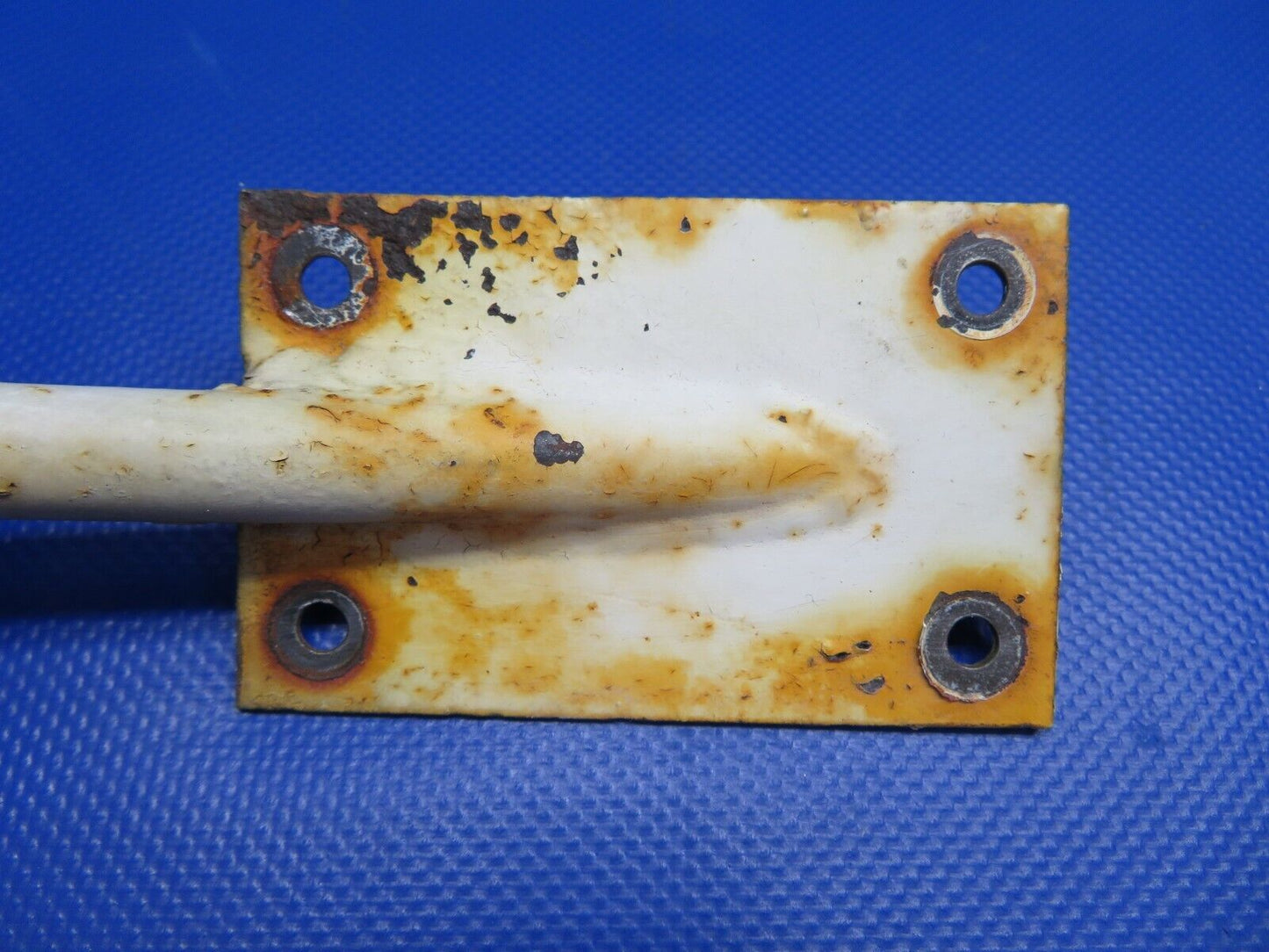 Piper PA-28-140 Arm Stabilator Trim w/ Links P/N 65248-00, 65248-000 (1220-454)