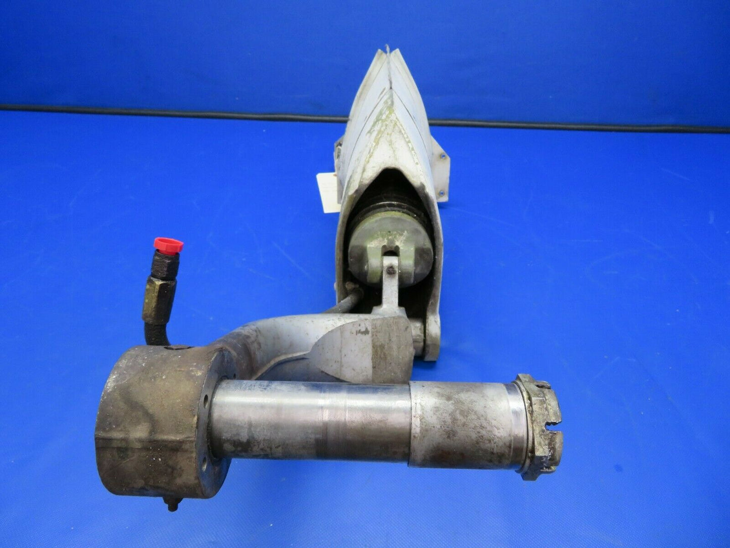 Beech A23A Musketeer Main Gear RH P/N 169-810000-660 (0621-872)