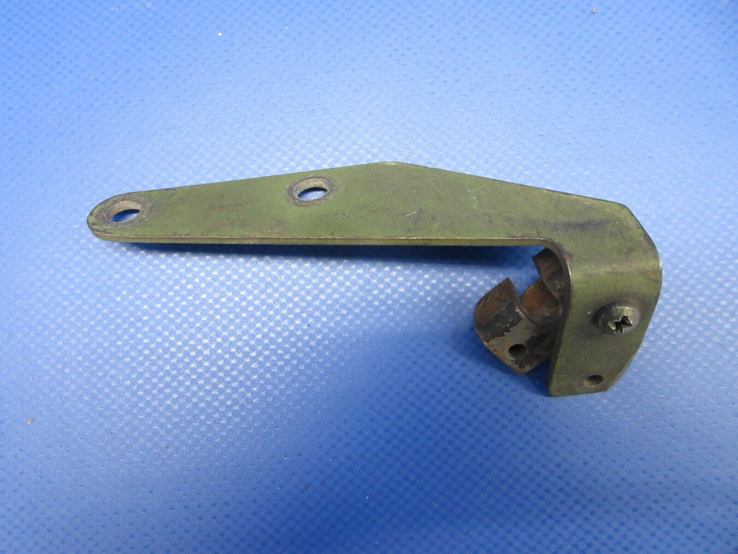 Piper PA46-310P Throttle Cable Bracket P/N 84076-002 (0124-1434)