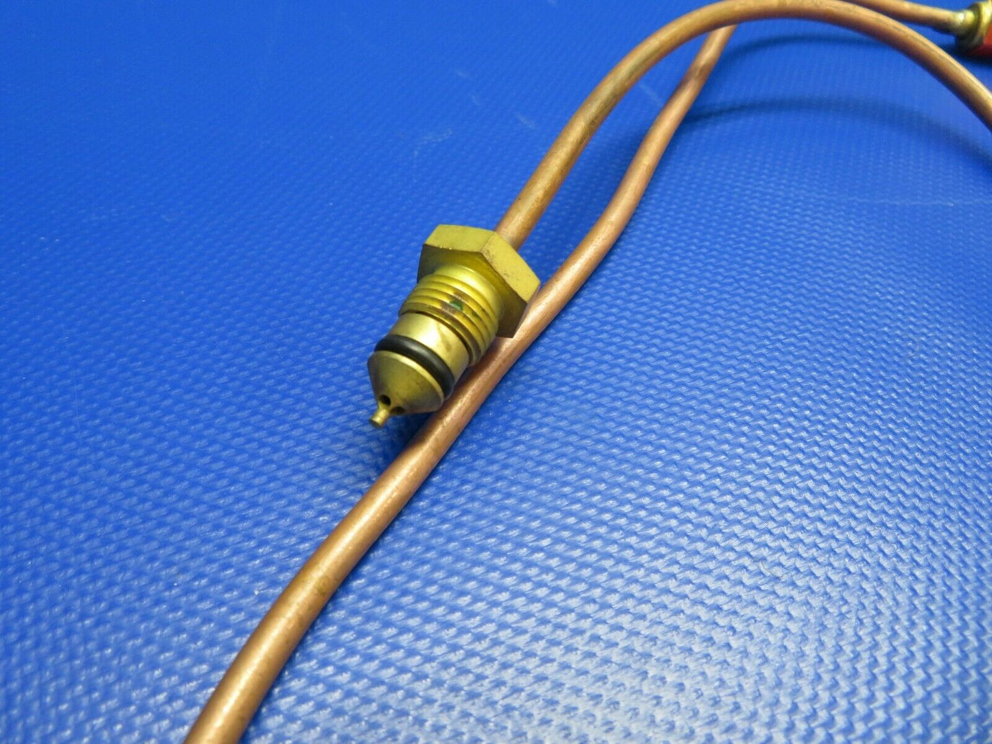 Puritan Bennett Oxygen HP Line P/N ZL105-30 NOS (1220-109)