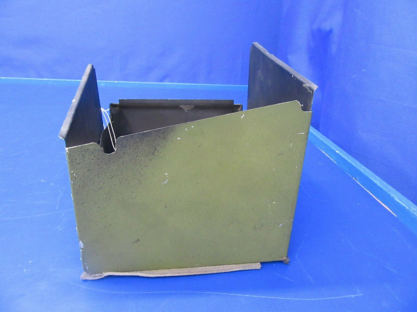 Piper Cherokee Six Glove Box P/N 69328-000, 69329-000 (0418-178)