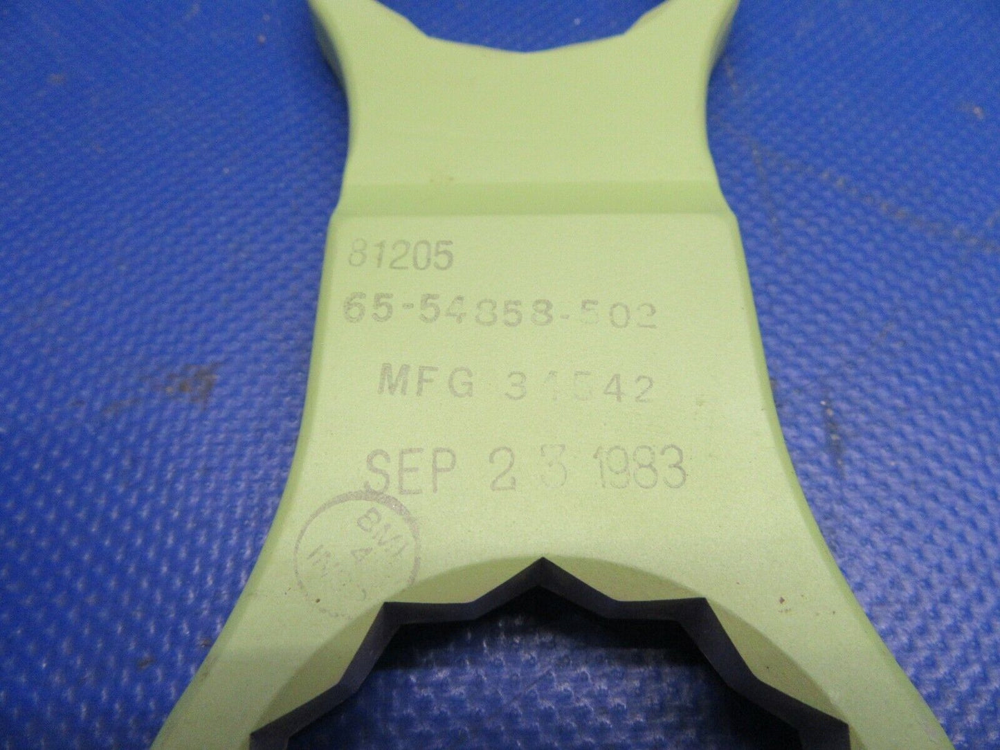 Lock P/N 65-54858-502 (0821-332)