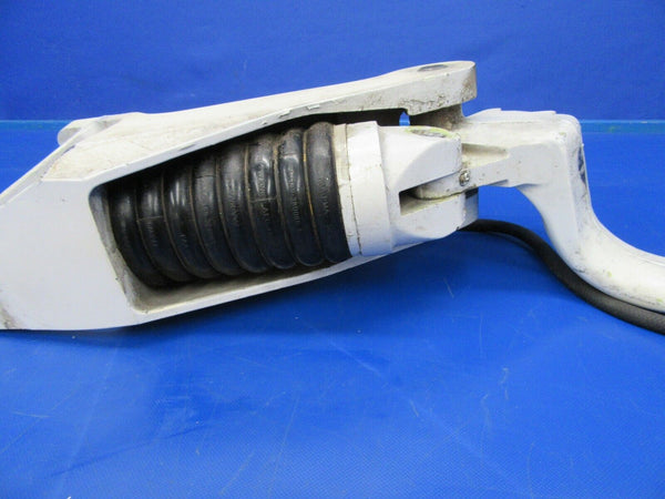 Beech B-24R Sierra Main Gear Leg LH P/N 169-810001-21 (0219-179)