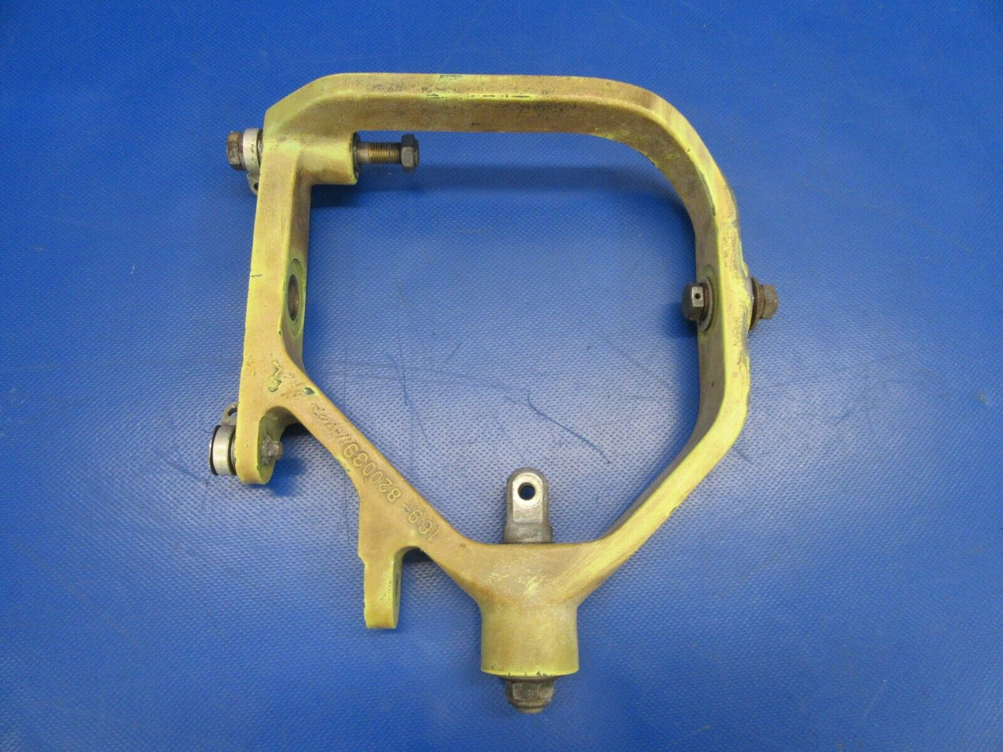 Beech Sierra B-24R Yoke Assy Nose Gear Steering P/N 169-820039-1 (0719-286)