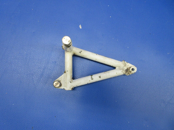 Mooney M20 / M20F LH Gear Retracting Bellcrank Assy P/N 560202-001 (0224-723)