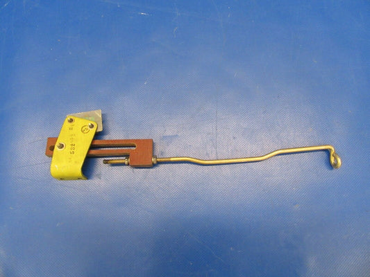 Beech Baron Throttle Warning Rod & Bracket Assy LH P/N 95-324006-121 (0318-270)