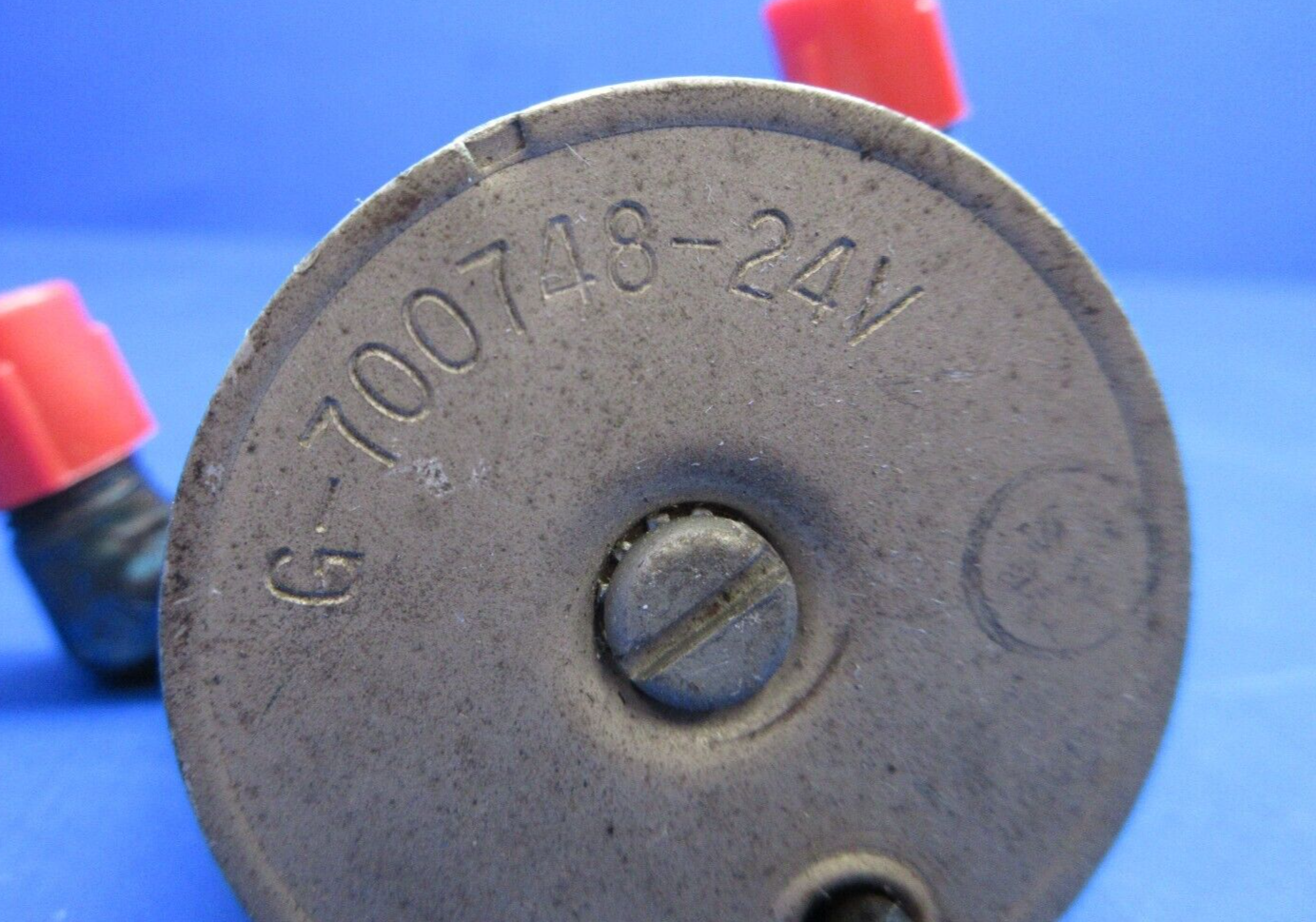Cessna 310 / 310I South Wind Fuel Solenoid Valve 24v P/N G-700748-24V (0623-184)