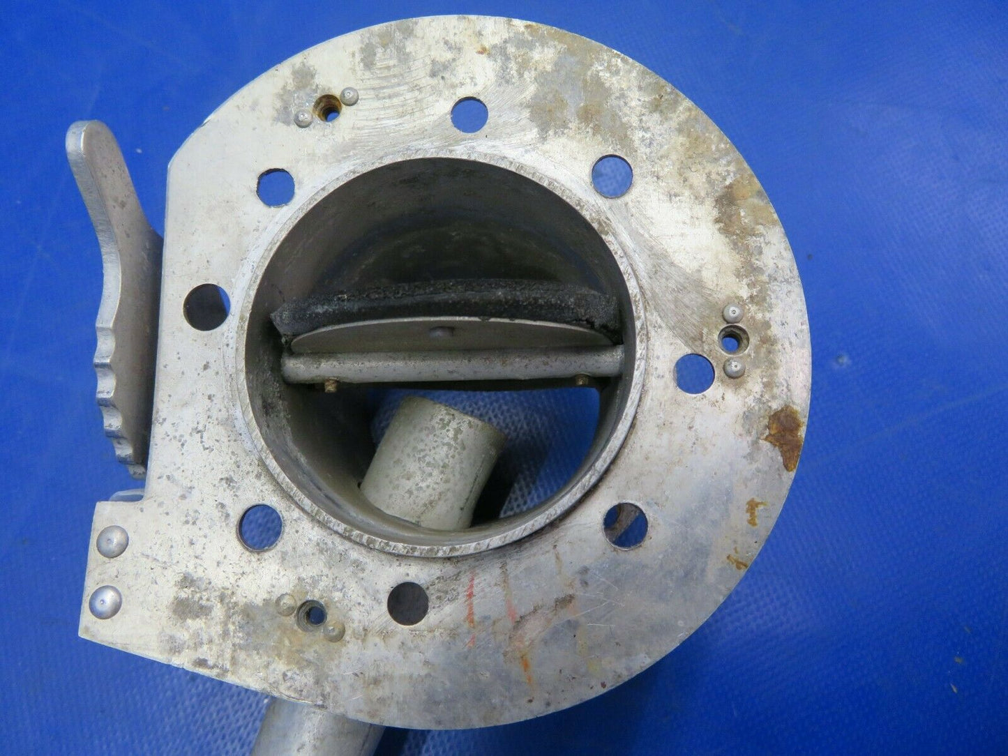Piper PA-32RT-300 Vent FWD RH P/N 68416-01, 68416-001 (0620-305)