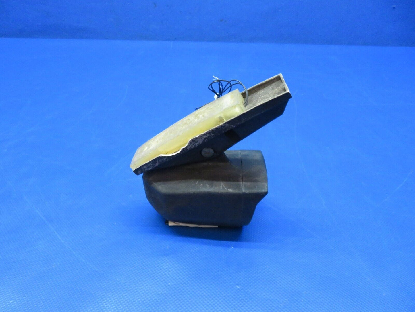 Airpath Compass P/N C660501-0201 LOT OF 5 FOR PARTS (0224-308)