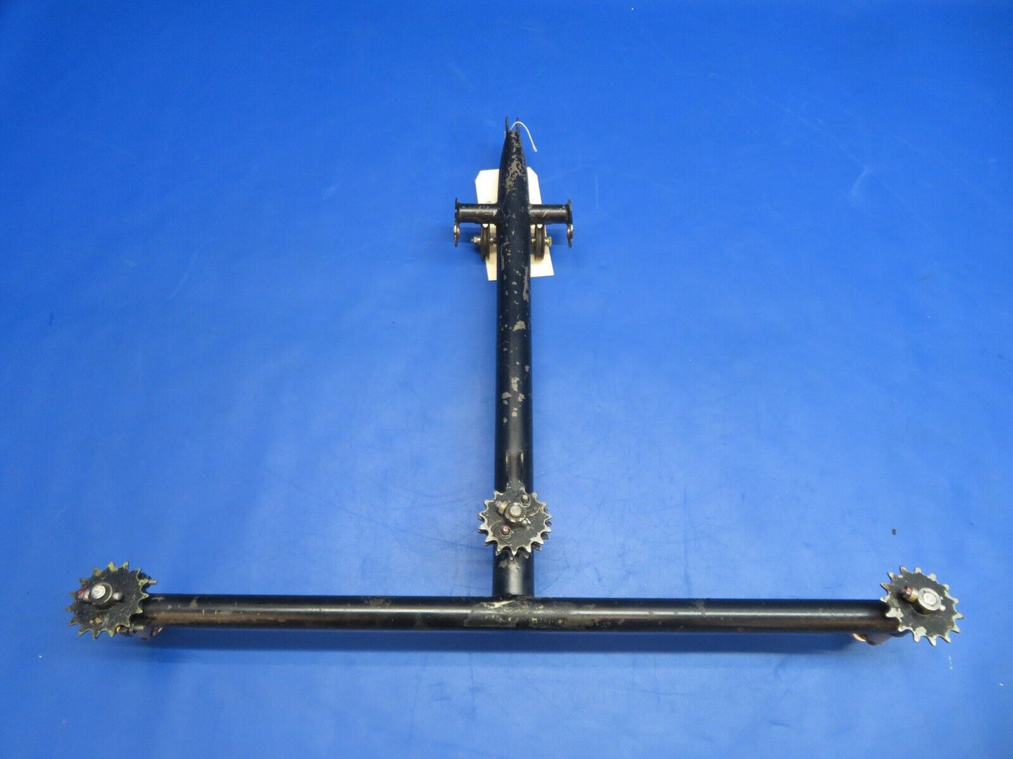 Piper PA-34-200T Seneca II Control Column Assy Tee Bar P/N 62703-34 (0223-941)