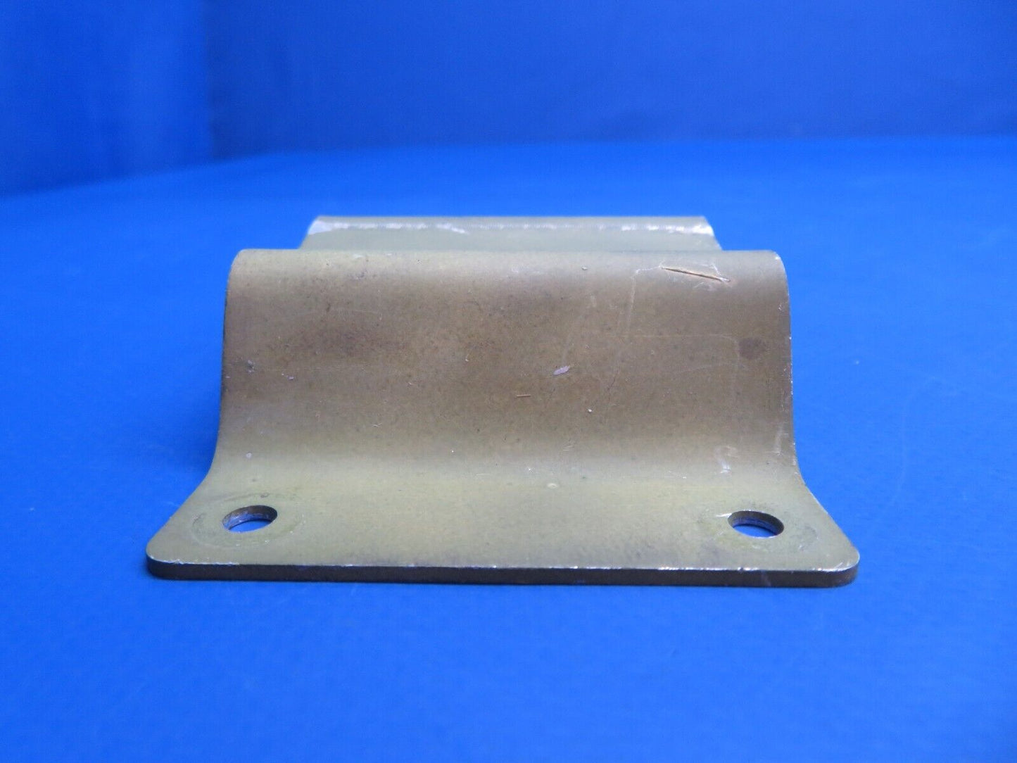 Piper PA-34-200T Seneca II Fuel Pump Strap & Base Assy P/N 98489-02 (0223-883)