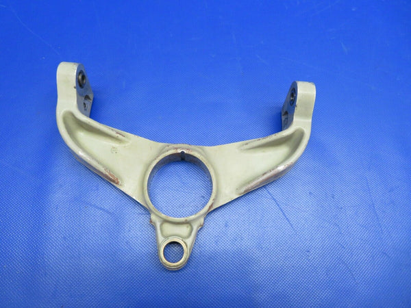 1960 Cessna 210 Upper Trunnion Assy Nose Gear P/N 1243007-1 (0321-128)