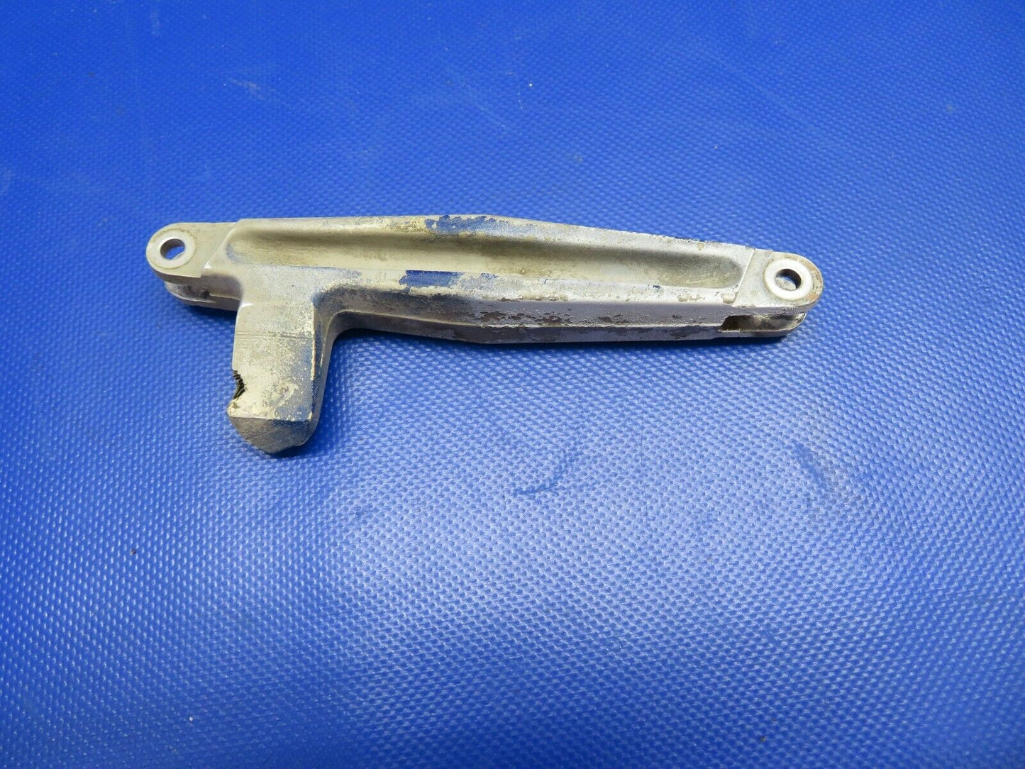 1960 Cessna 210 Brace Assy RH Nose Gear P/N 1243008-4 (0321-135)