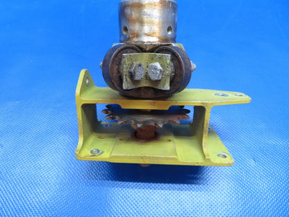 Piper PA-24-180 Comanche RH Control Wheel Tube w/ Roller 20975-00 (1223-274)