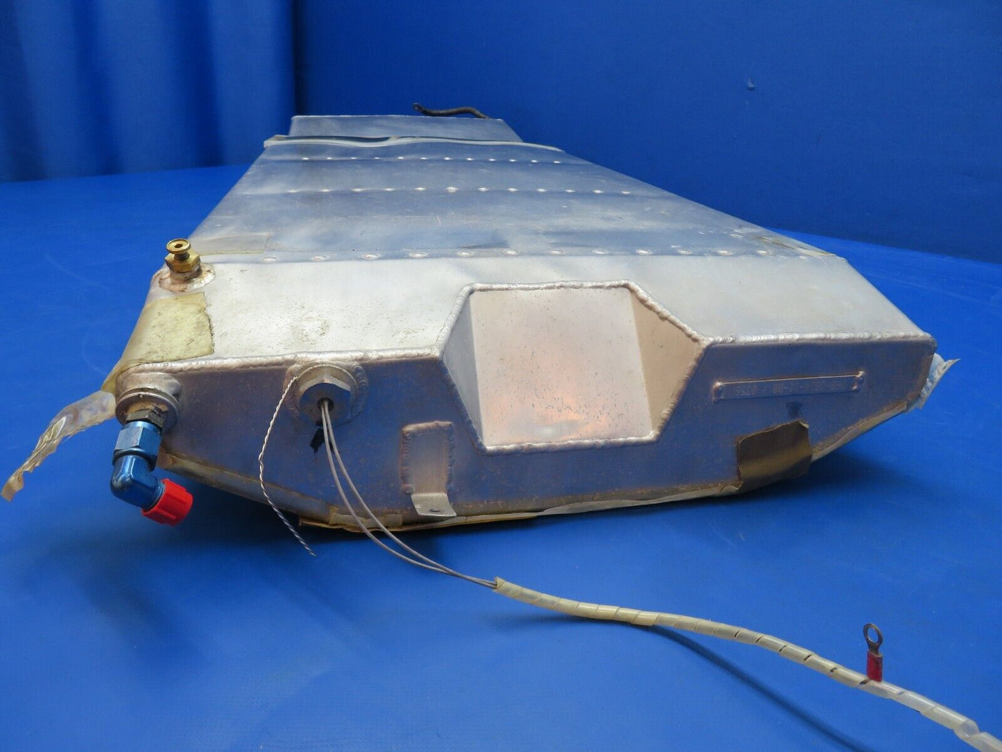 Diamond DA-42 Auxiliary Tank LH P/N D60-2814-11-00 (0623-114)