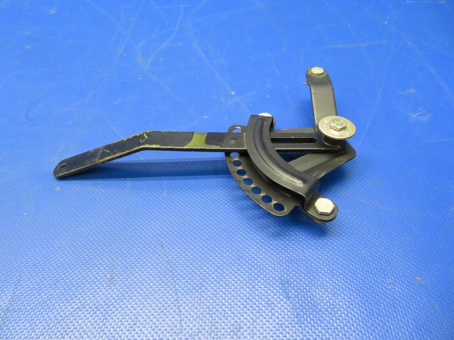 Cessna 210 / T210N Cowl Flap Lever P/N 2113210-1 (0921-137)