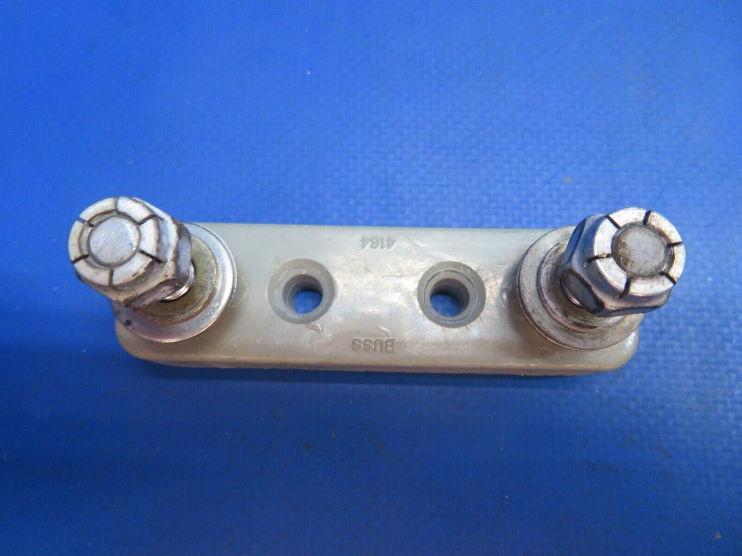 Piper Aerostar 602P Buss Fuse Block P/N 4164 (0123-717)