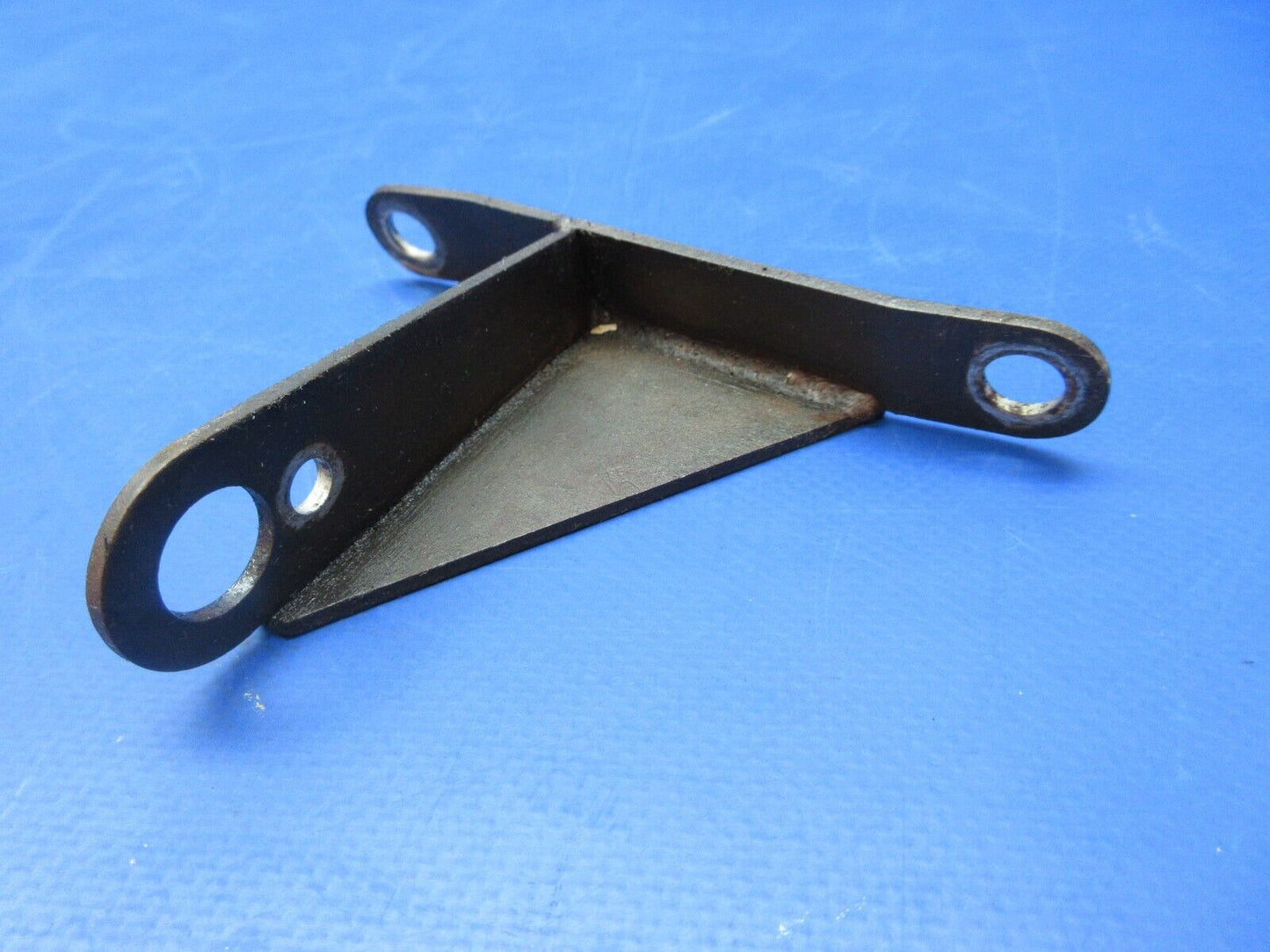 Continental TSIO-360 Mixture Control Cable Support P/N 641461 (0623-204)