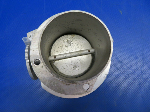 Piper PA-32RT-300 Lance II Vent AFT LH P/N 68556-00, 68556-000 (0620-303)
