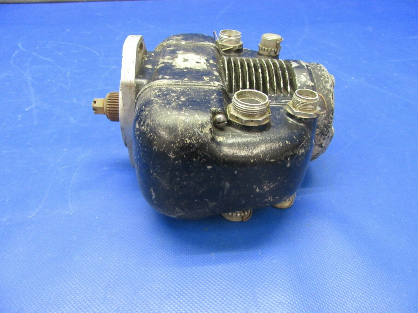Vintage Scintilla SCD-1 Magneto 10-5694 FOR PARTS OR DISPLAY  (1021-564)