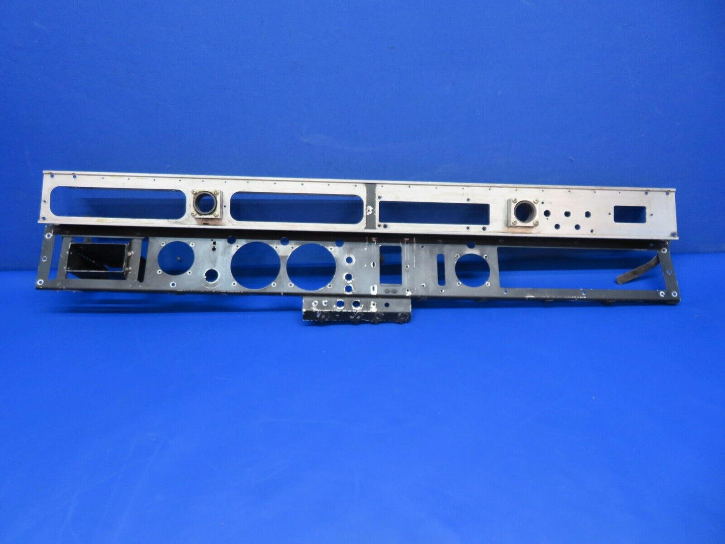 Piper PA-28R-200 Arrow Instrument Panel Assy Upper & LWR P/N 79329-03 (1022-709)