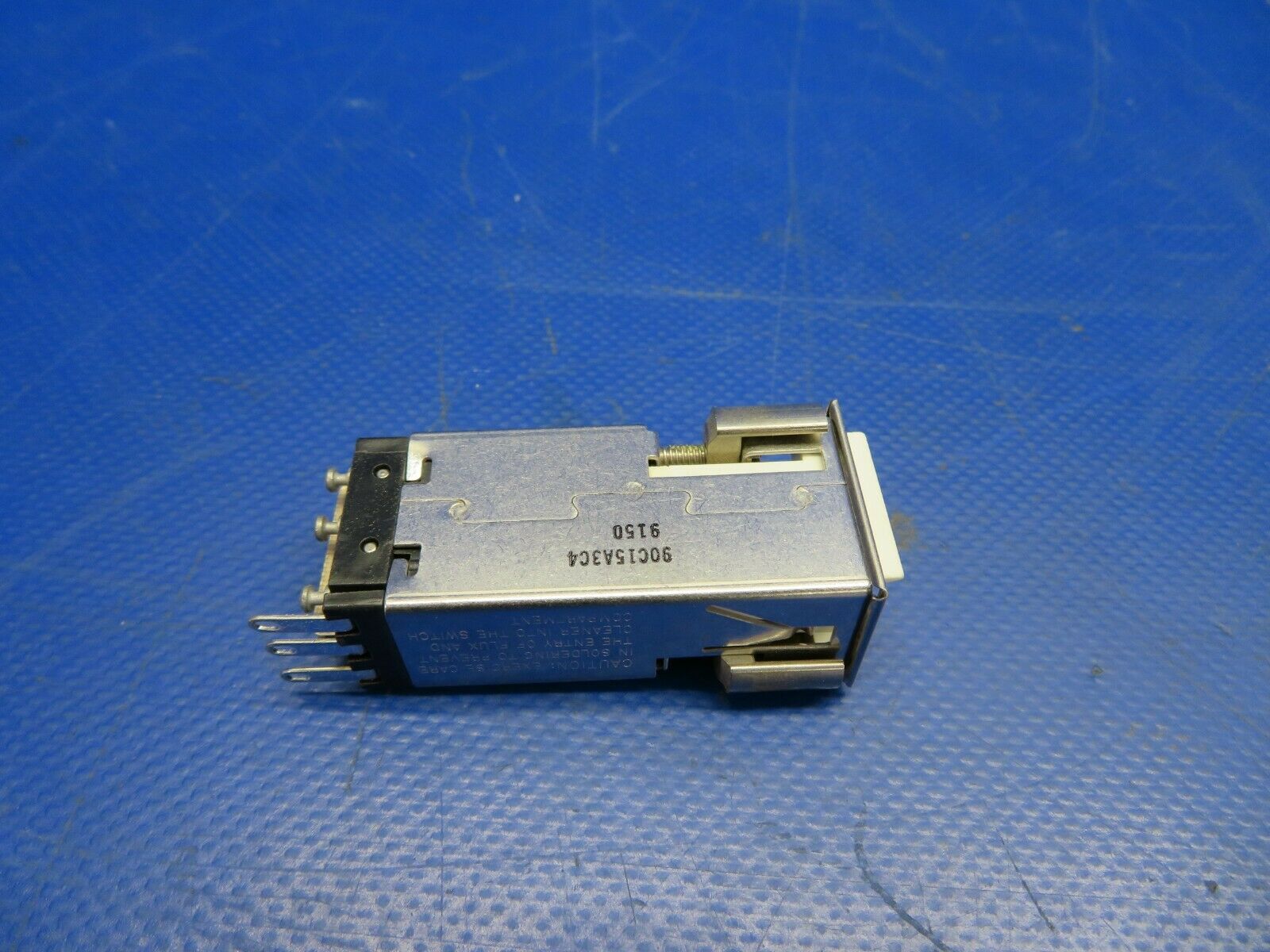 New Master Specialties Avionics Switch P/N 10594-3, 90C15A3C4 PARTS  (0720-580)