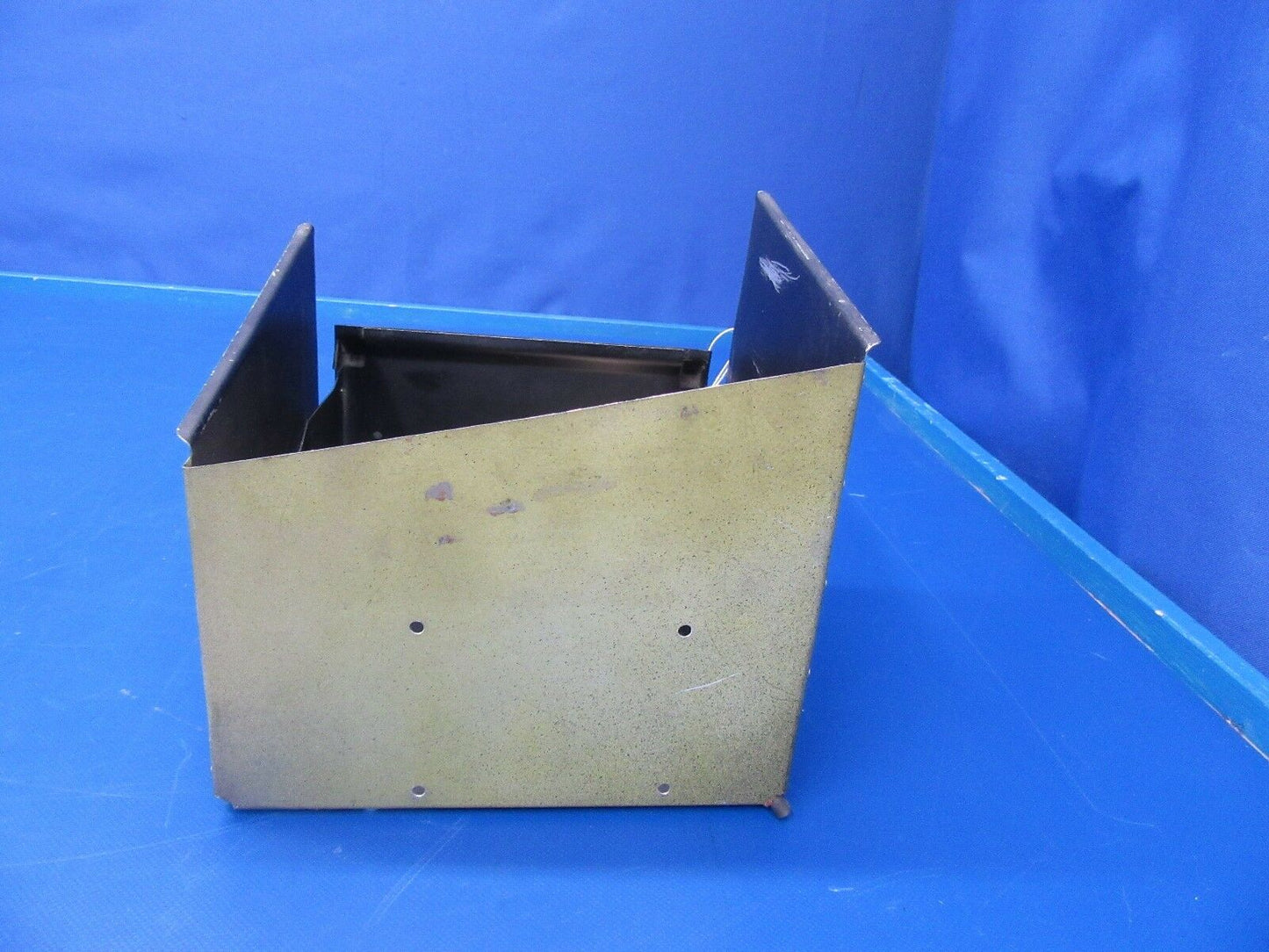 Piper Cherokee Six Glove Box P/N 69328-000, 69329-000 (0418-172)