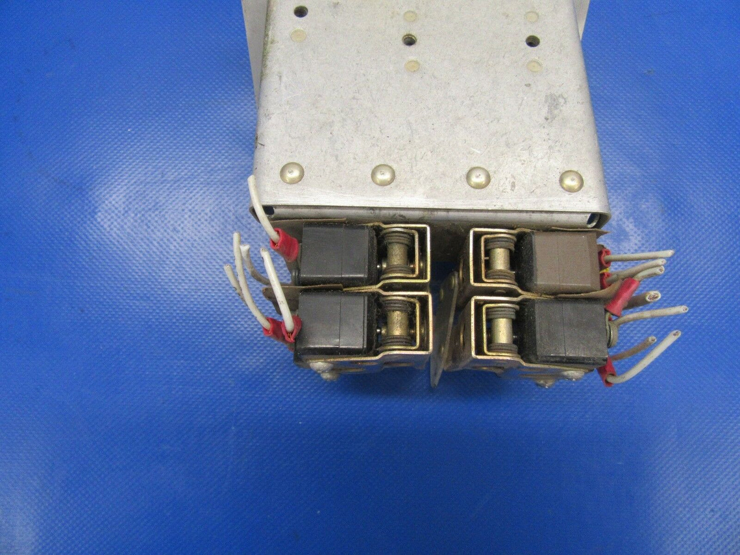 Beech Baron Landing Gear Limit Switch Assy P/N 95-364011 (1117-57)