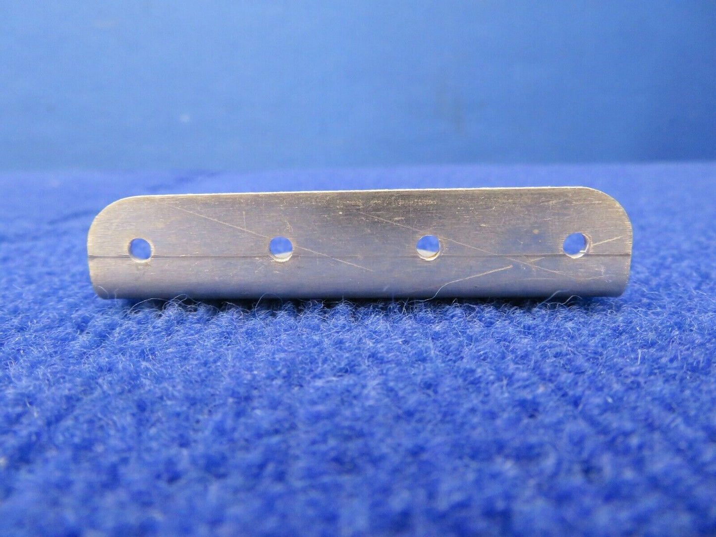 Cessna Bracket Hinge P/N 1213429-1 NOS (0522-87)