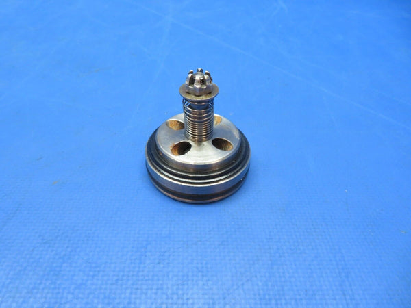 Continental E-225-8 Oil Check Valve Assy P/N A25132 (0823-402)