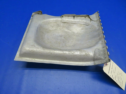 1960 Cessna 210  Main Landing Gear Door RH AFT P/N 1211185-2 (0321-101)