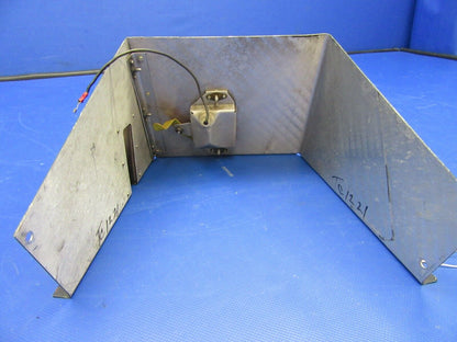 Beech Landing Gear Indicator, Cover Box & Face Plate 95-324006-153 (0621-682)