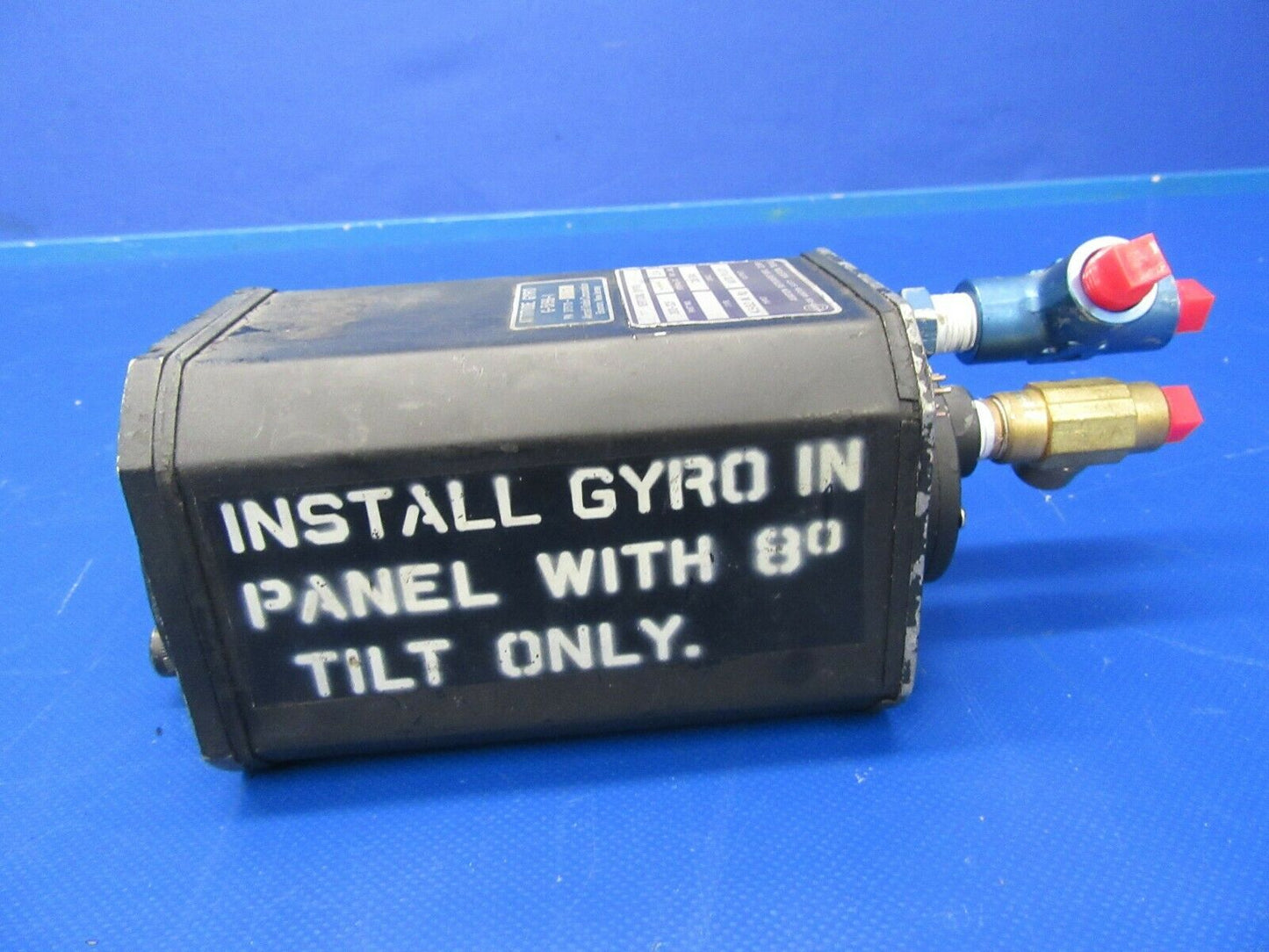 ARC G-519B-1 Attitude Gyro 8* Tilt Panel 37570-0002, 300-2CF (1019-58)